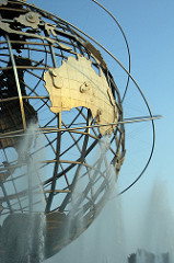 Queens - Flushing: Flushing Meadows-Corona Park - Unisphere por wallyg